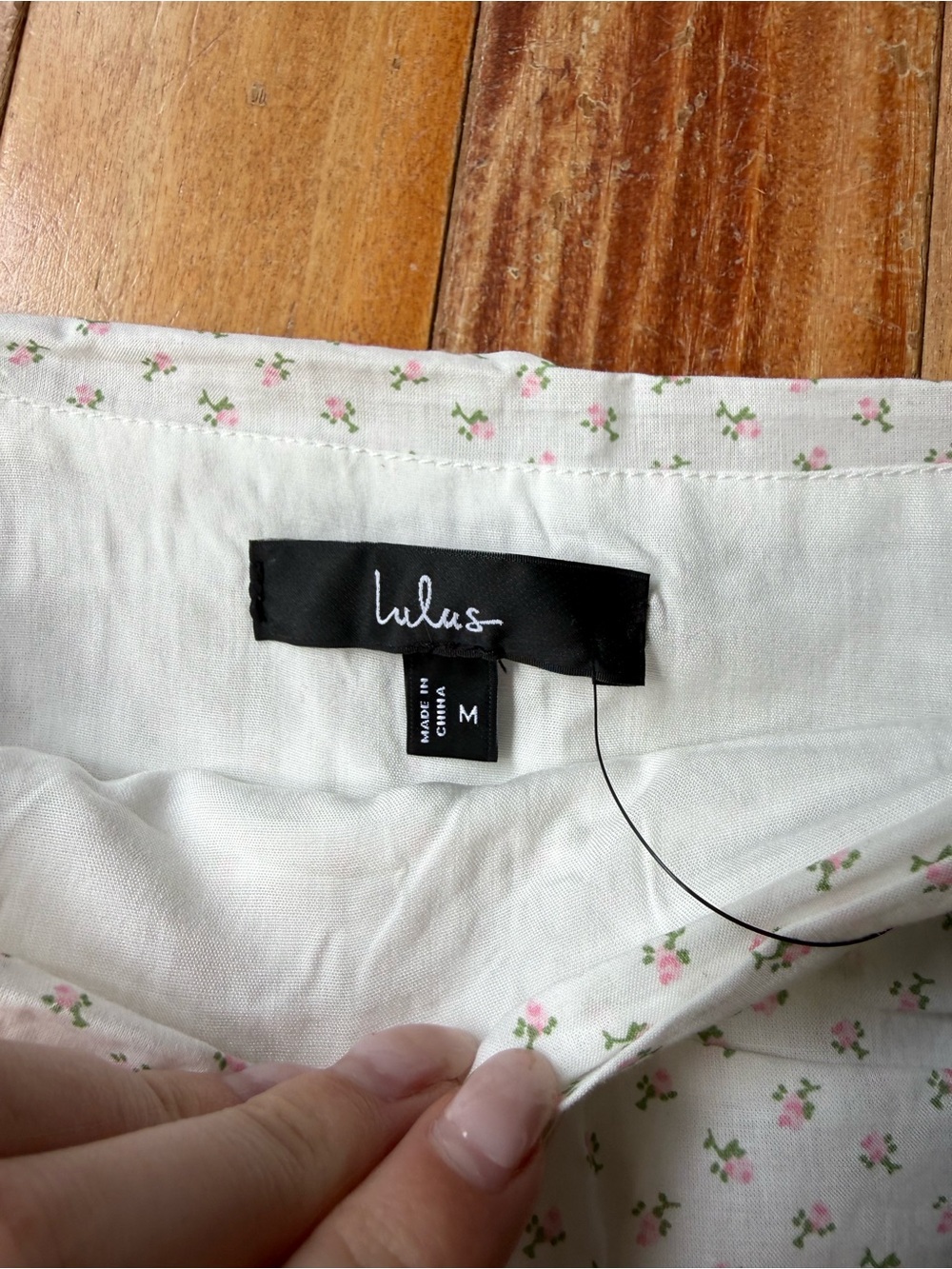 NEW WITH TAGS Lulus Bryony White Ditsy Floral Tiered Mini Skirt - Picture 5 of 6